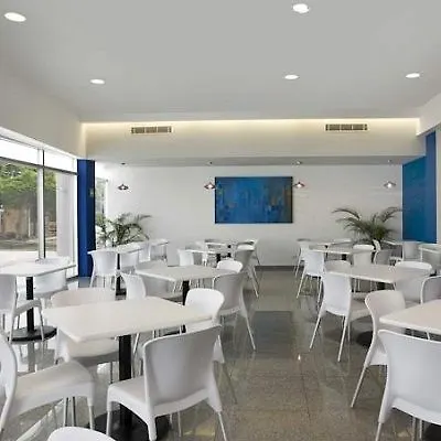 One Playa Del Carmen Hotel