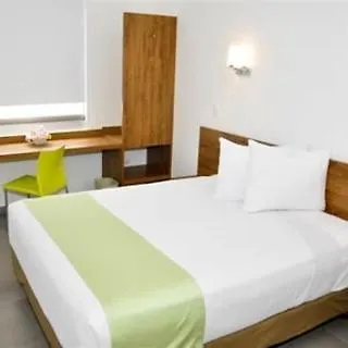 One Playa Del Carmen Hotel