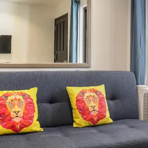 https://valentina-suites-playa-del-carmen.quintano-roohotels.com