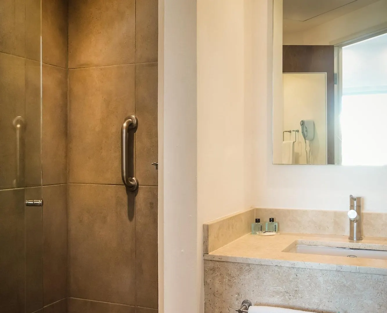 One Playa Del Carmen Hotel