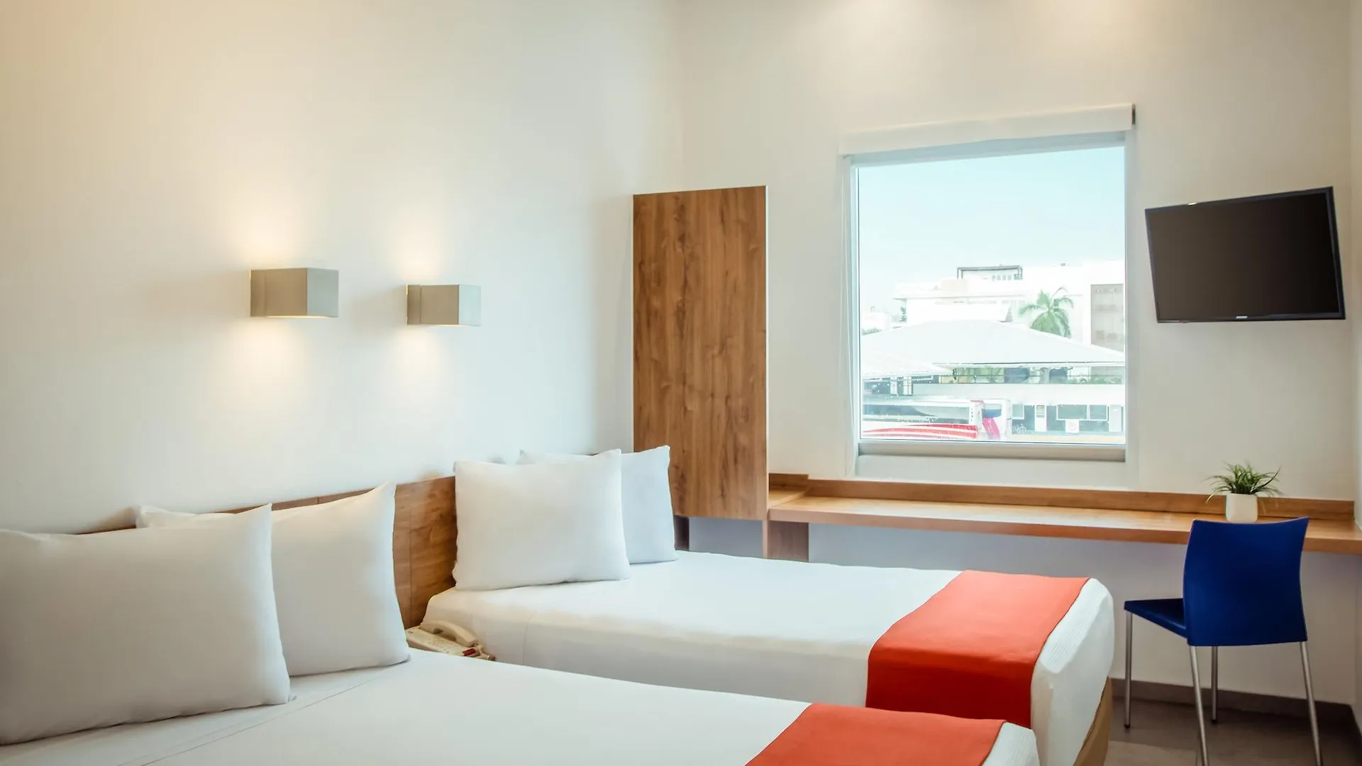 One Playa Del Carmen Hotel 3*,  Mexico