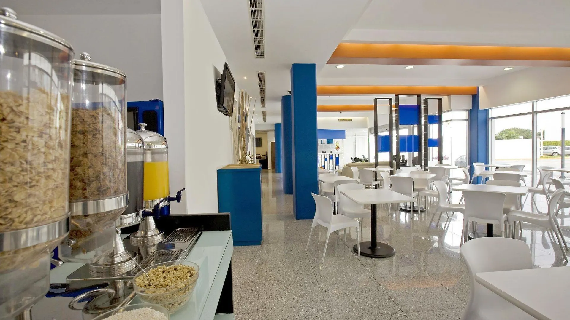One Playa Del Carmen Hotel
