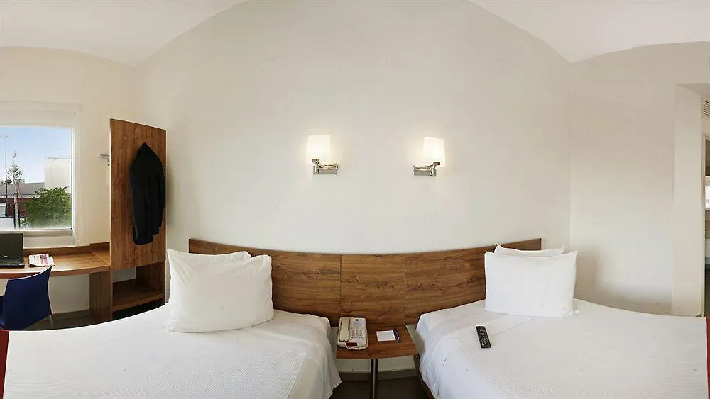 One Playa Del Carmen Hotel