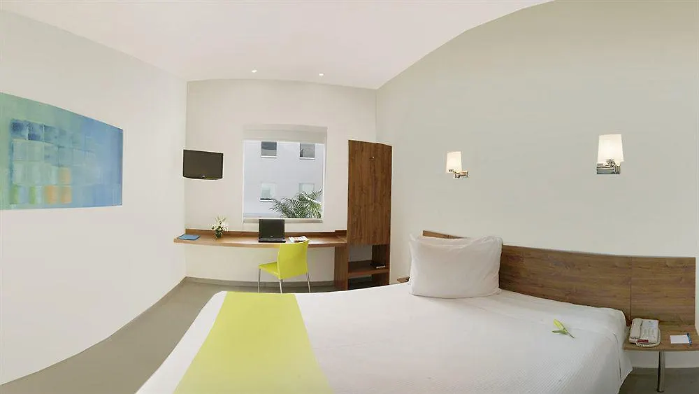 One Playa Del Carmen Hotel